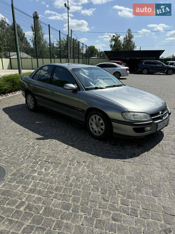 Седан Opel Omega 1995 в Коростышеве