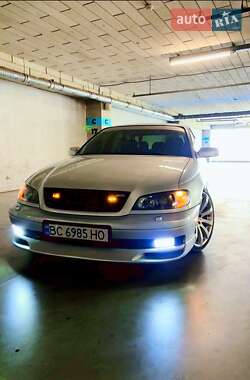 Седан Opel Omega 2001 в Львове