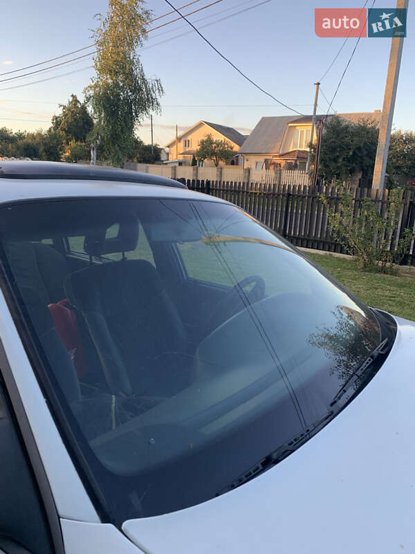 Седан Opel Omega 1987 в Луцьку