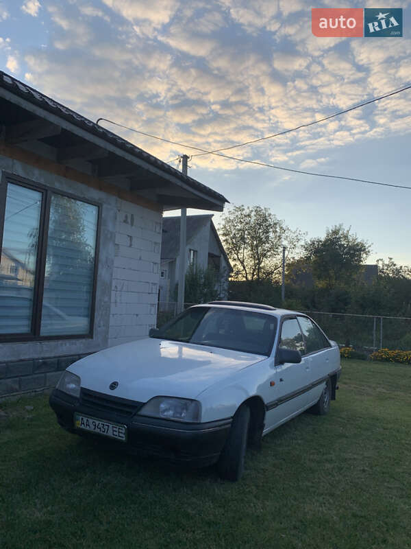 Седан Opel Omega 1987 в Луцьку