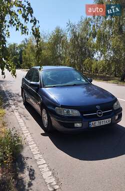 Седан Opel Omega 1998 в Днепре