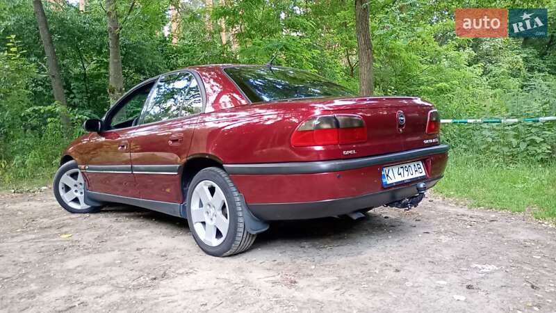 Седан Opel Omega 1996 в Киеве фото 2 Седан Opel Omega 1996 в Киеве