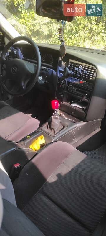 Opel Omega 1992