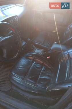 Седан Opel Omega 1988 в 