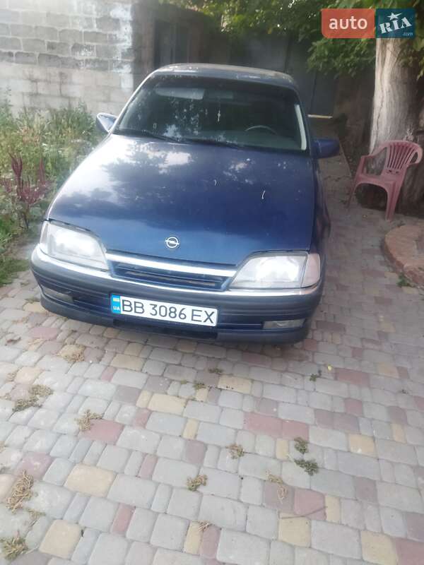 Седан Opel Omega 1992 в Харькове