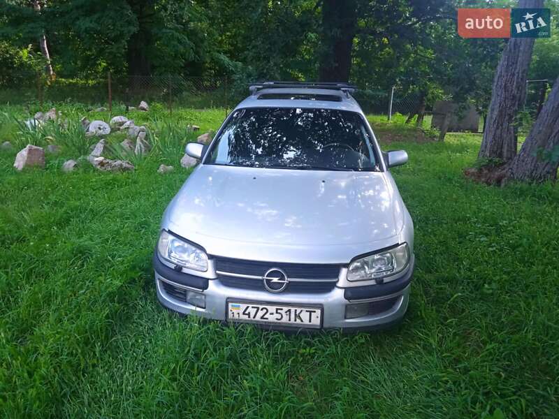 Универсал Opel Omega 1999 в Киеве