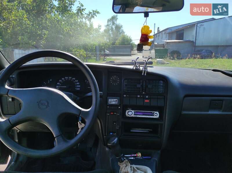 Седан Opel Omega 1989 в Гостомелі