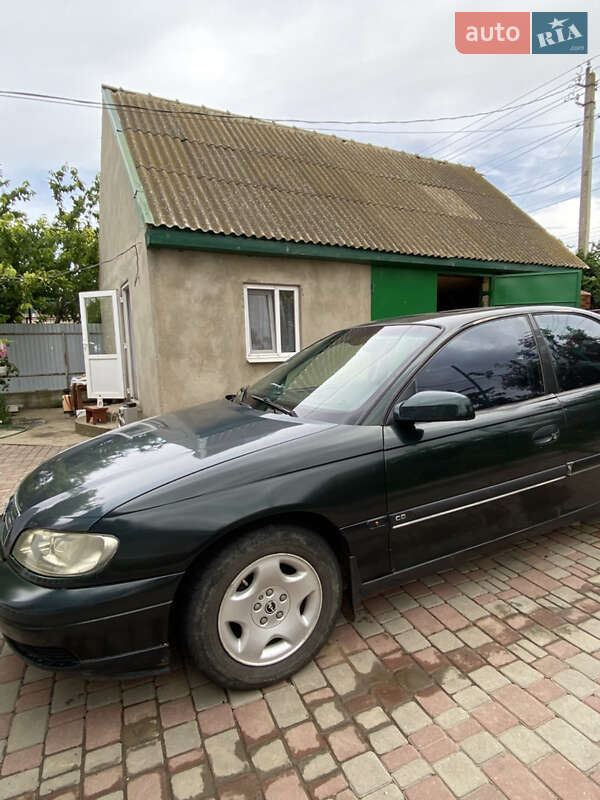 Седан Opel Omega 1994 в Белгороде-Днестровском