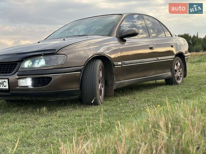 Седан Opel Omega 1998 в Кривом Роге