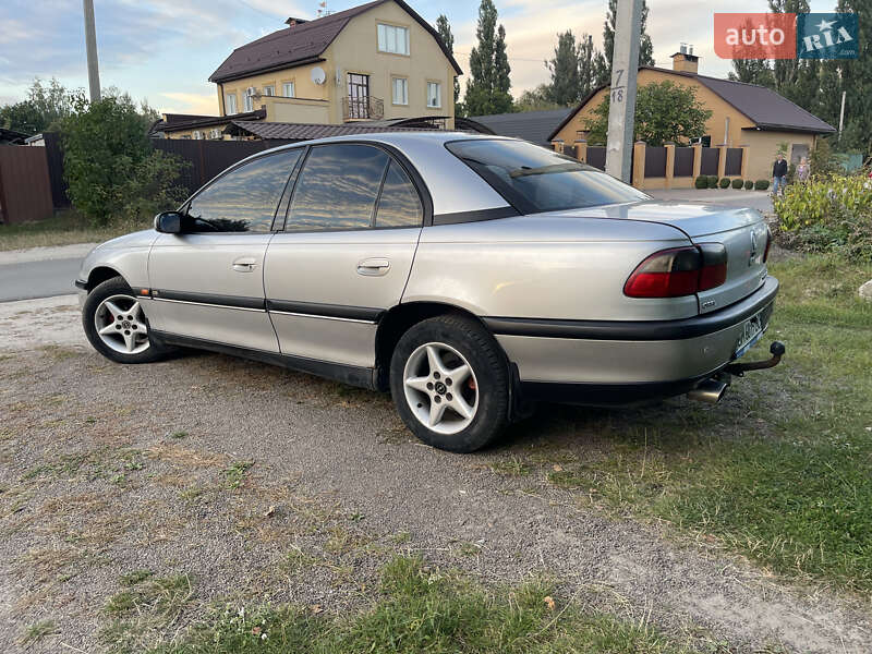 Седан Opel Omega 1996 в Шостці