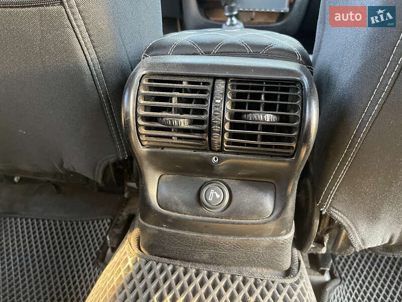 Седан Opel Omega 1996 в Шостці