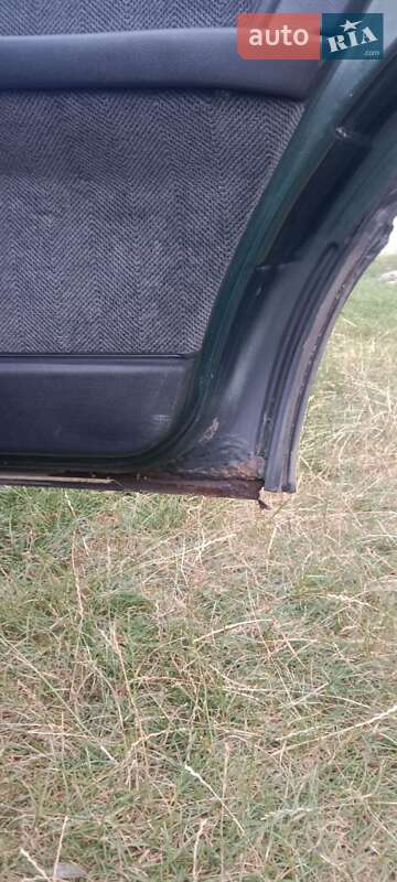 Седан Opel Omega 1993 в Переяславі