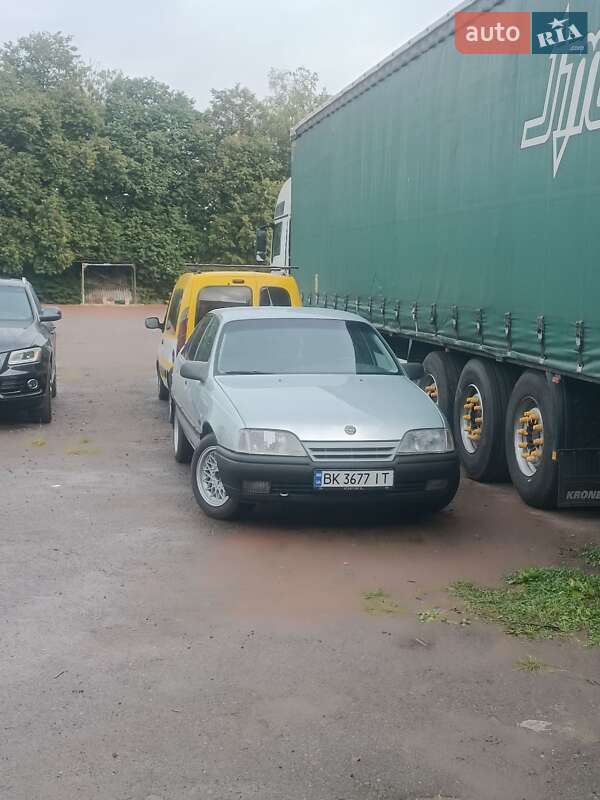 Седан Opel Omega 1987 в Ровно фото 11 Седан Opel Omega 1987 в Ровно