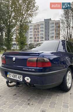 Седан Opel Omega 1995 в 