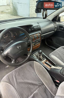 Седан Opel Omega 1997 в 