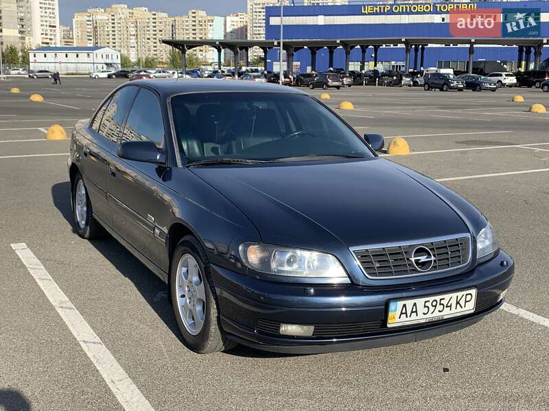Седан Opel Omega 2000 в Киеве