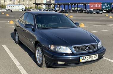 Седан Opel Omega 2000 в 