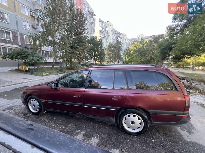 Универсал Opel Omega 1995 в Запорожье