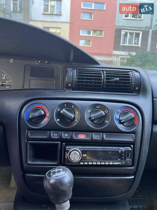 Универсал Opel Omega 1995 в Запорожье