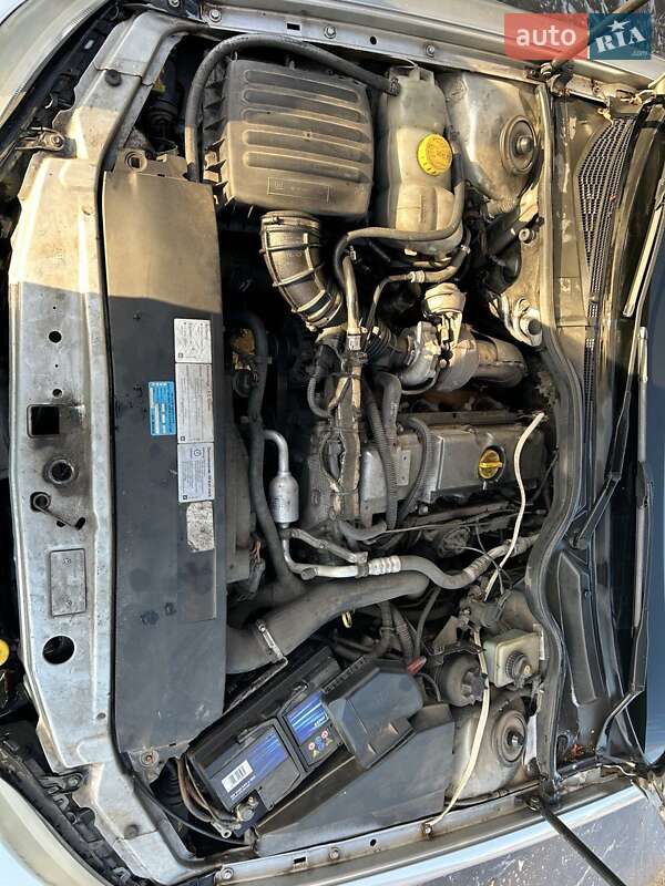 Седан Opel Omega 2001 в Буче