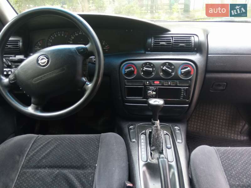 Opel Omega 1998