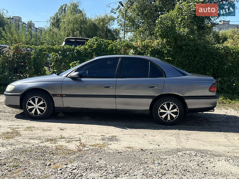 Седан Opel Omega 1998 в Киеве фото 6 Седан Opel Omega 1998 в Киеве
