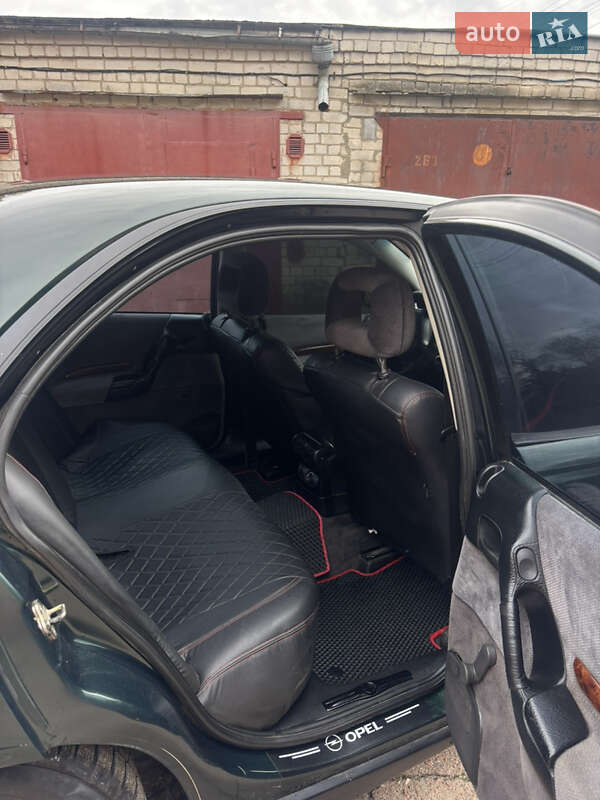 Седан Opel Omega 1997 в Чернігові фото 5 Седан Opel Omega 1997 в Чернігові