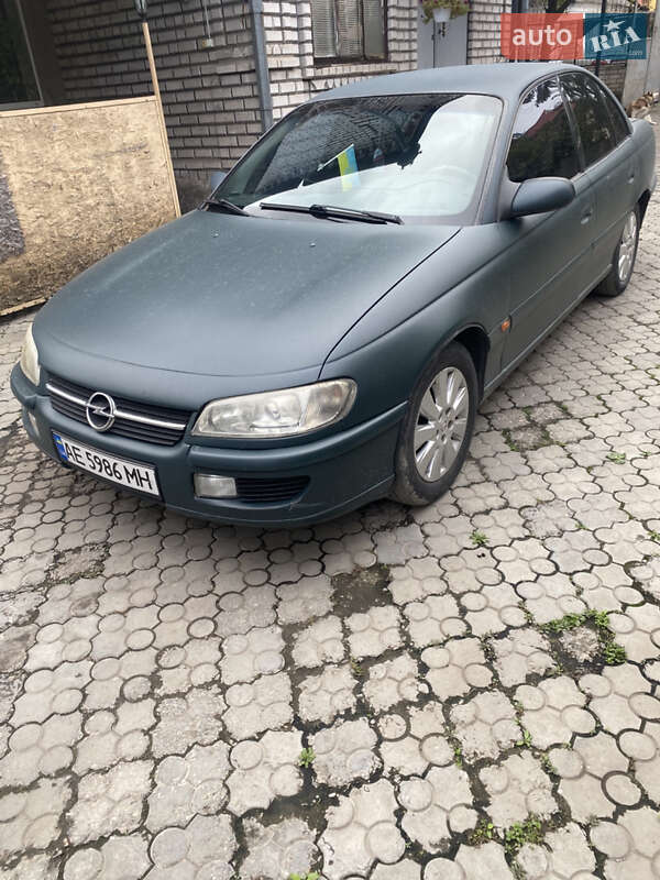 Седан Opel Omega 1997 в Дніпрі