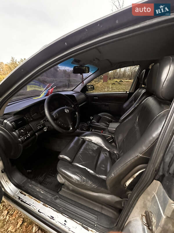 Седан Opel Omega 2000 в Изюме фото 15 Седан Opel Omega 2000 в Изюме