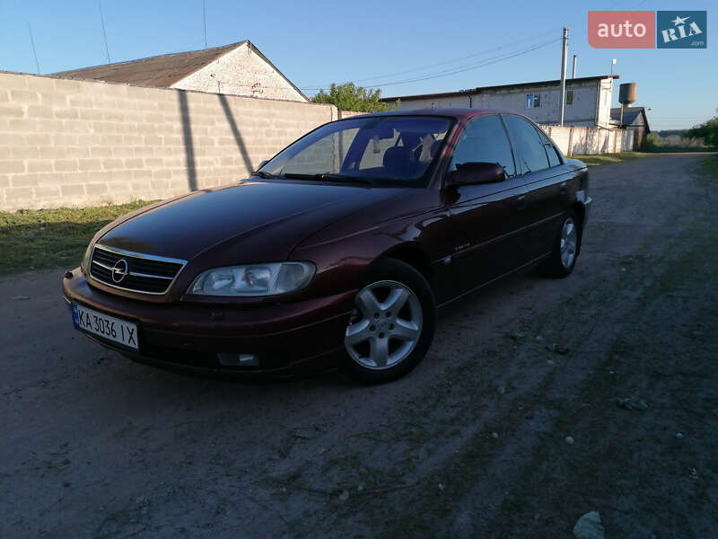 Opel Omega 2002
