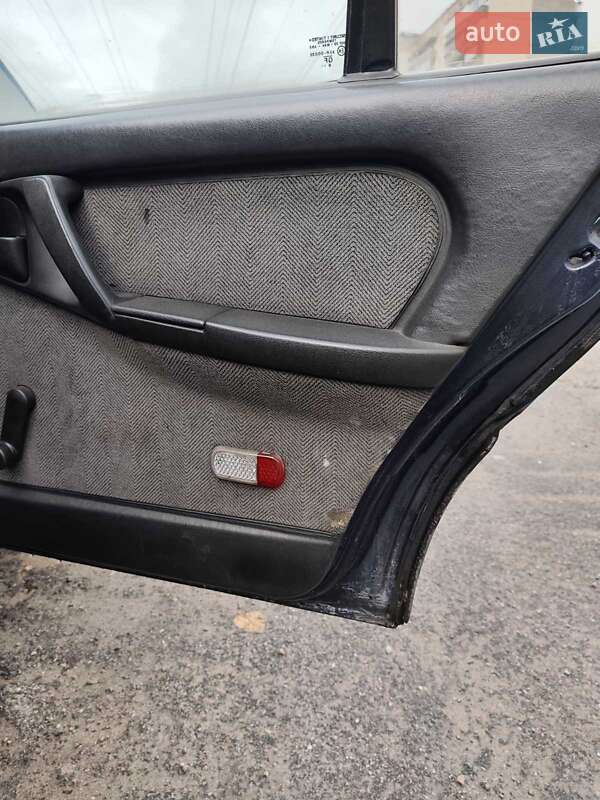 Седан Opel Omega 1991 в Вышгороде фото 12 Седан Opel Omega 1991 в Вышгороде