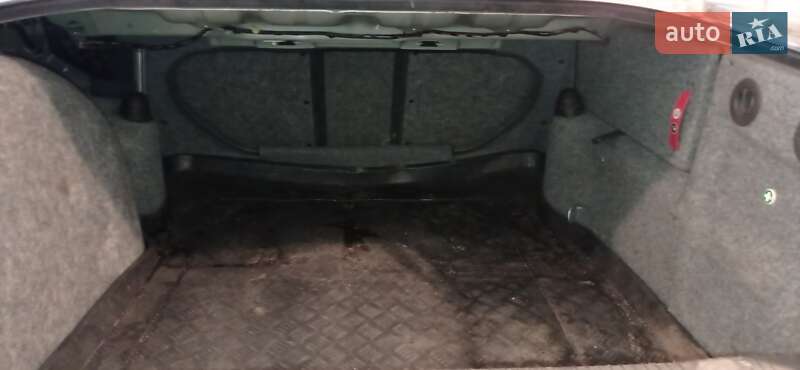 Седан Opel Omega 1999 в Киеве