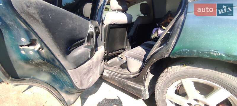 Седан Opel Omega 1995 в Новому Розділі