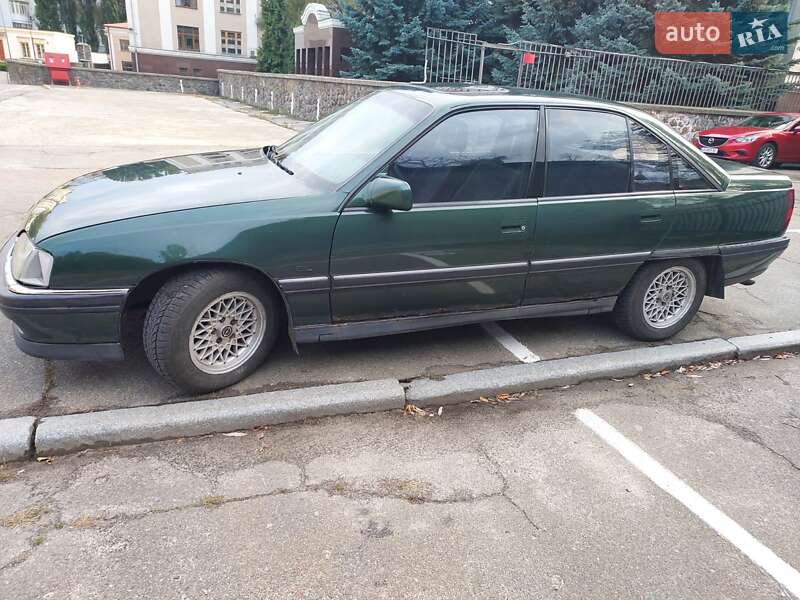 Седан Opel Omega 1992 в Києві фото 6 Седан Opel Omega 1992 в Києві
