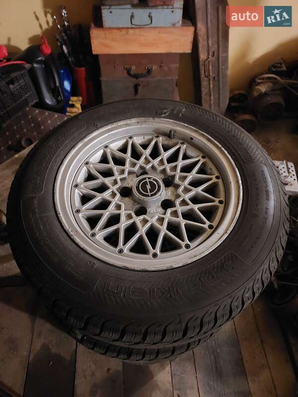 Седан Opel Omega 1992 в Києві фото 17 Седан Opel Omega 1992 в Києві