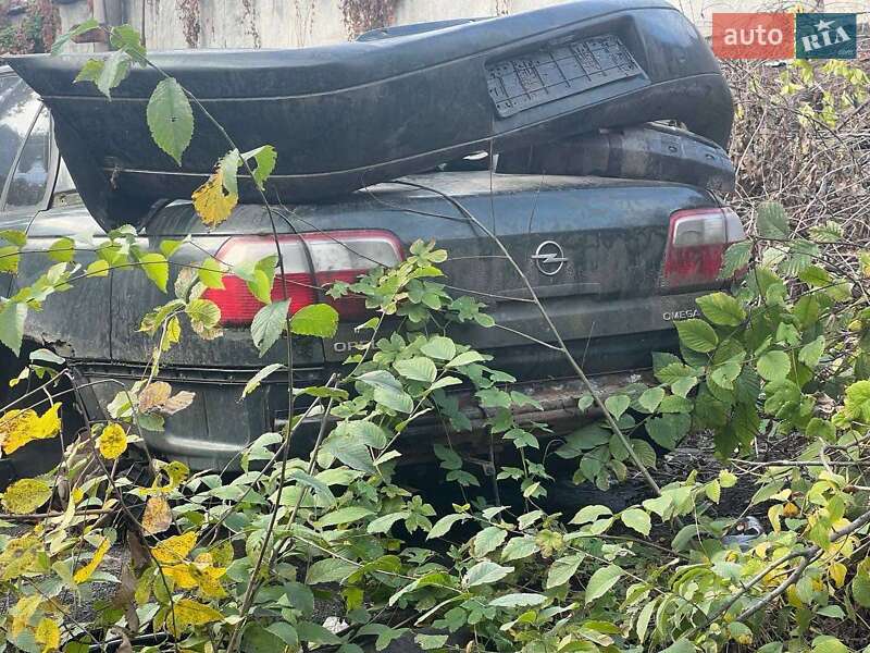 Седан Opel Omega 2000 в Киеве