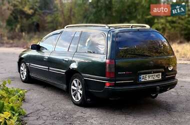 Универсал Opel Omega 1996 в  фото 7 Универсал Opel Omega 1996 в