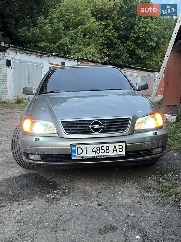 Седан Opel Omega 1999 в Житомире
