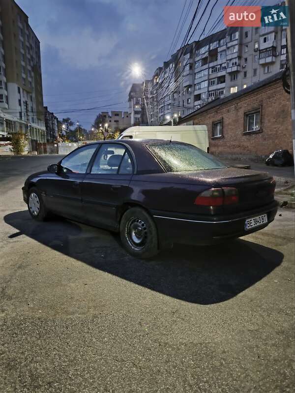 Седан Opel Omega 1995 в Виннице