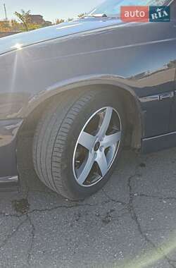 Седан Opel Omega 2000 в Николаеве