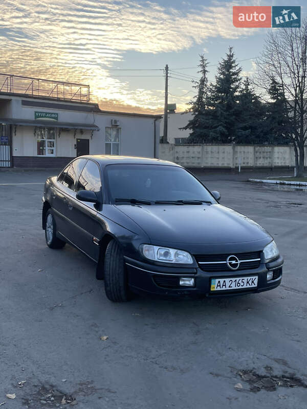 Седан Opel Omega 1995 в Києві фото 3 Седан Opel Omega 1995 в Києві