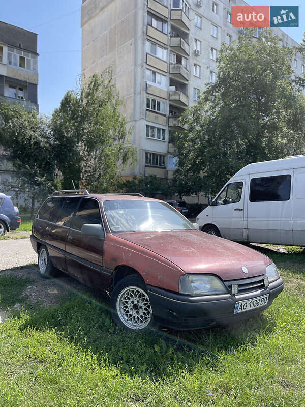 Универсал Opel Omega 1989 в Ужгороде фото 2 Универсал Opel Omega 1989 в Ужгороде