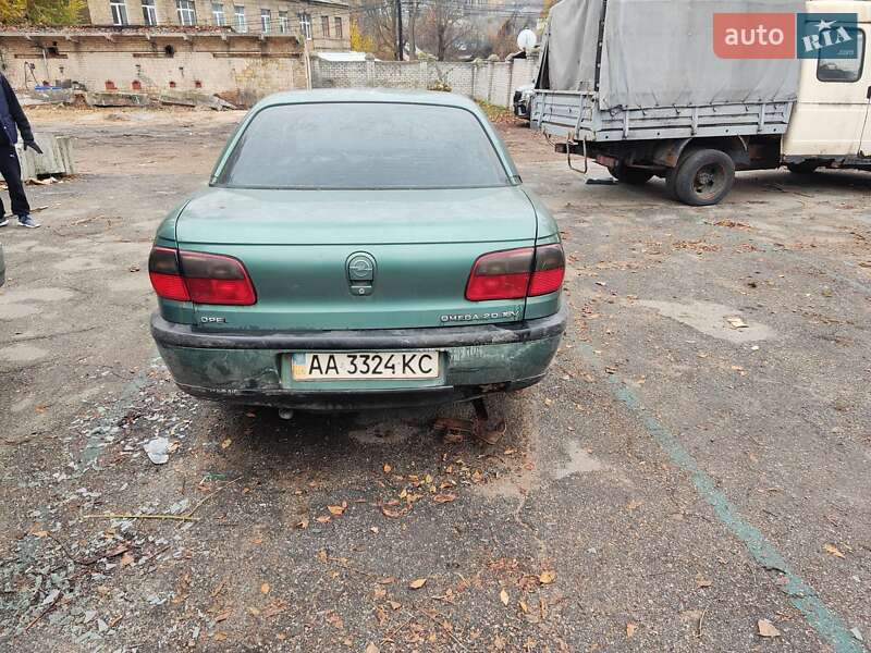 Седан Opel Omega 1999 в Киеве фото 3 Седан Opel Omega 1999 в Киеве