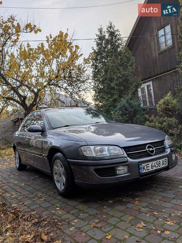 Седан Opel Omega 1997 в Днепре