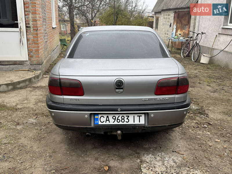 Седан Opel Omega 1995 в Кропивницком фото 3 Седан Opel Omega 1995 в Кропивницком