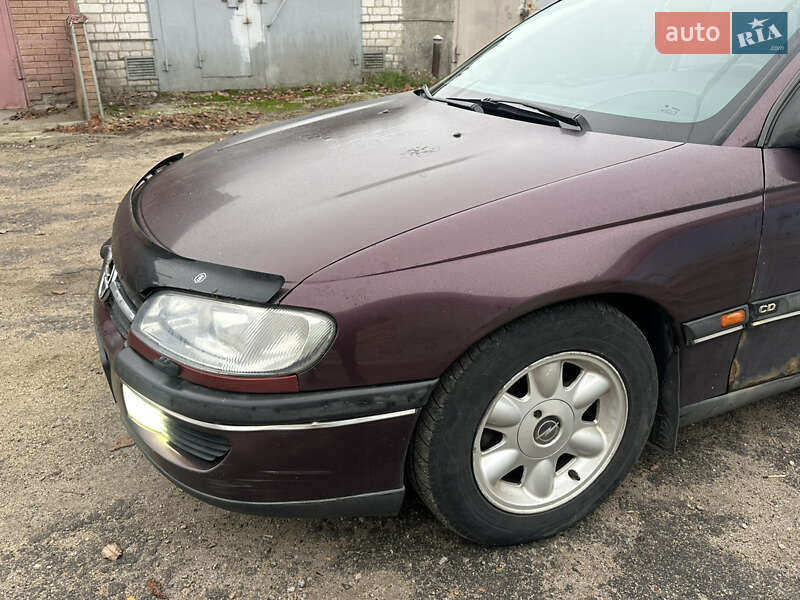 Седан Opel Omega 1994 в Запорожье