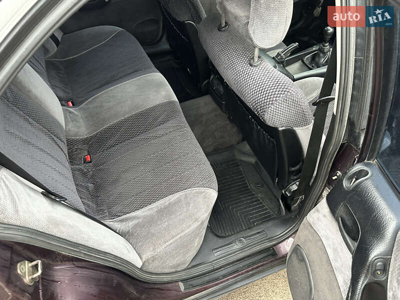 Седан Opel Omega 1994 в Запорожье