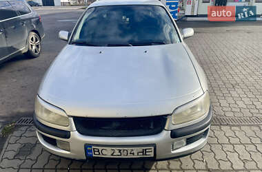 Седан Opel Omega 1995 в Стрые