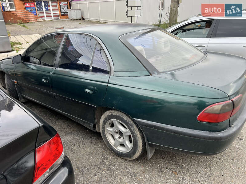 Седан Opel Omega 1995 в Киеве фото 15 Седан Opel Omega 1995 в Киеве