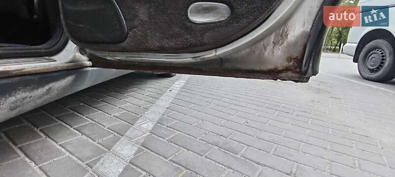 Седан Opel Omega 1995 в Дніпрі